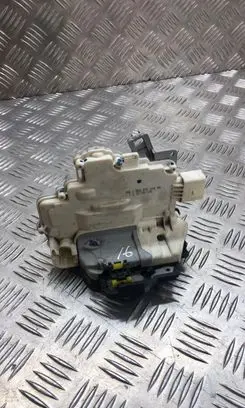 Audi A4 S4 B7 8E 8H Front door lock 8E2837016AA