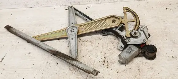 Front door window regulator with motor