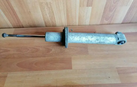 BMW 7 E65 E66 Rear shock absorber/damper 6758095 33526758095
