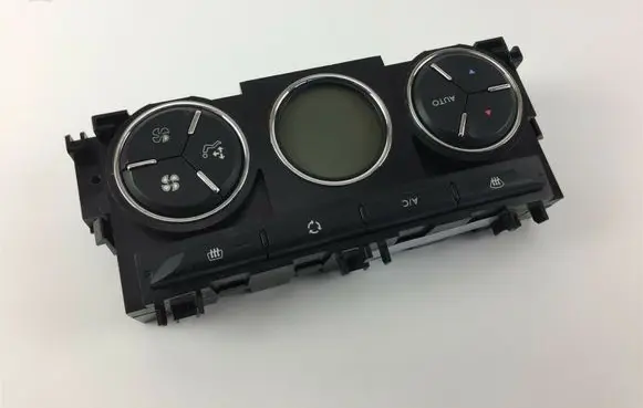 Citroen C3 Climate control unit 96831720XT02 Z1868