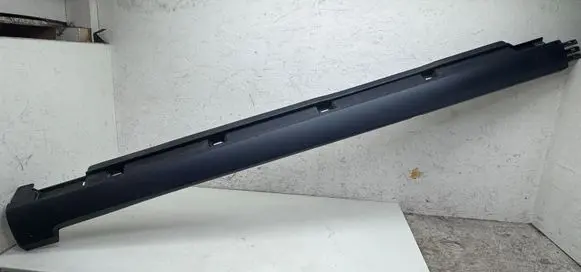 Volkswagen PASSAT B7 Sill 3AA853856