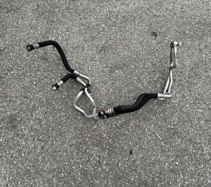 BMW 7 F01 F02 F03 F04 Oil cooling pipe 7590613 7590614