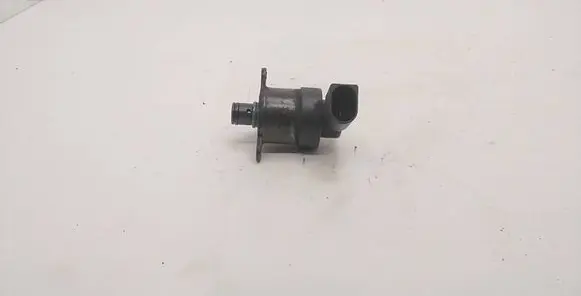 BMW 3 E46 Fuel pressure sensor 0928400560 12188 48221