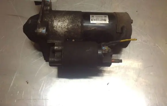 Opel Insignia A Starter motor 55352882 M001T30172