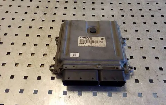 Volvo XC90 Engine control unit/module 30771550AB 0281012103
