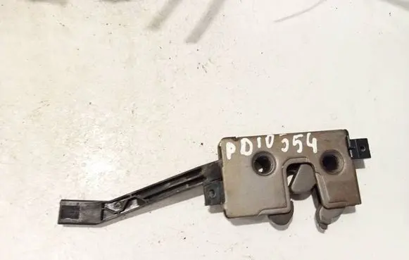 Volvo S40, V40 Seat back rest lock catch 