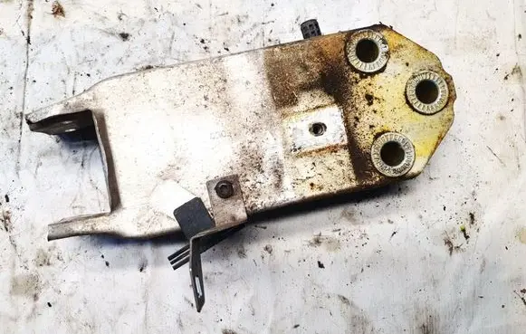 BMW 5 GT F07 Front bumper mounting bracket