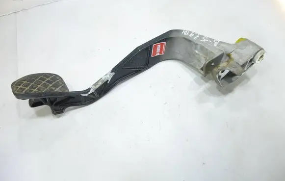 Audi A4 S4 B5 8D Clutch pedal 8D1721316F