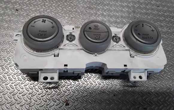 Mazda 6 Climate control unit