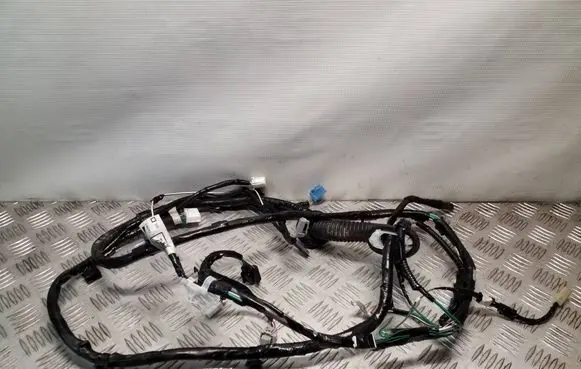Toyota Auris E180 Tailgate/trunk wiring harness 8218402