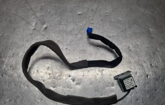 Renault Clio IV Aerial antenna amplifier 259759661R