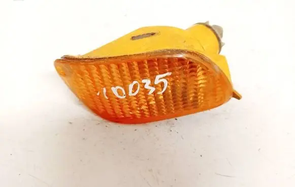 Ford Focus Front indicator light xs4x13368a