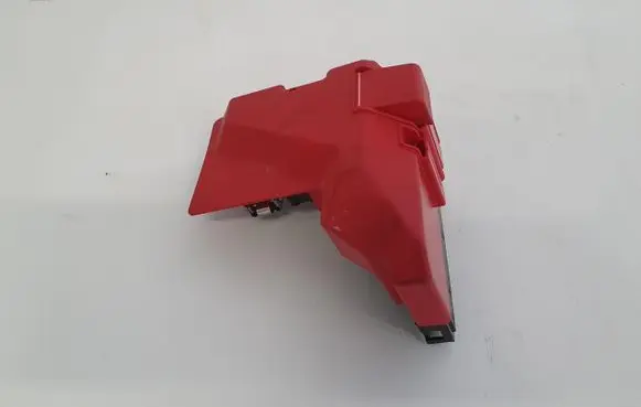 Renault Captur II Battery relay fuse 
