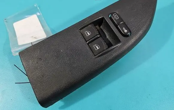 Skoda Fabia Mk1 (6Y) Electric window control switch 6Y1867227B IMPRK1524213