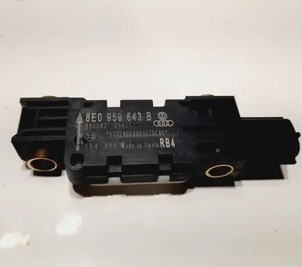 Seat Exeo (3R) Airbag deployment crash/impact sensor 8E0959643B