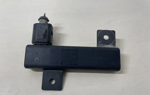 Interior comfort aerial antenna