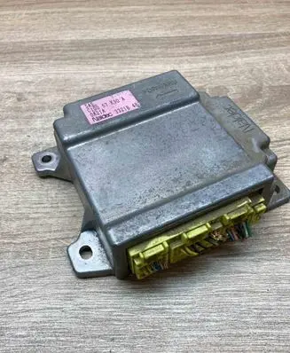 Mazda Premacy Airbag control unit/module C10057K30A 3321848 WithPlug