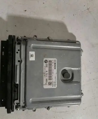 BMW 7 F01 F02 F03 F04 Engine control unit/module 8511983