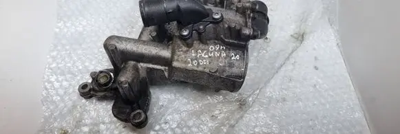 Renault Laguna III Oil filter mounting bracket 8200507978
