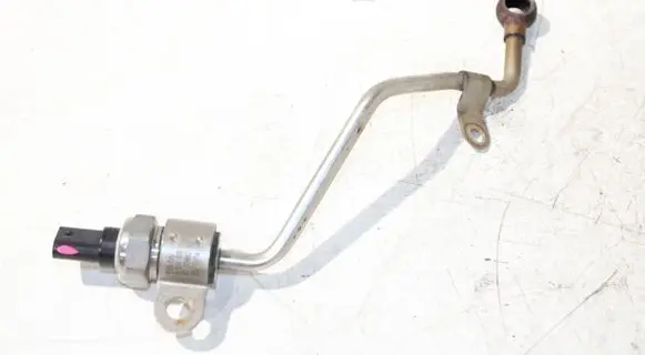 BMW X3 F25 Exhaust gas pressure sensor 8514018