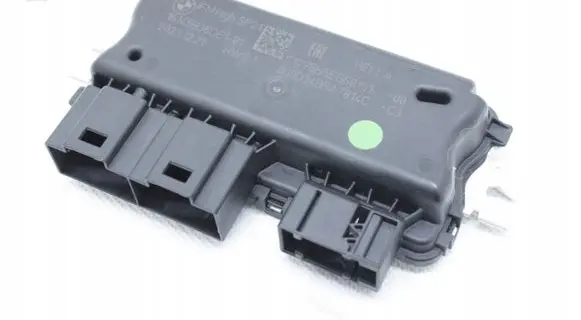 BMW X5 G05 Fuel pump relay 5B36DE1