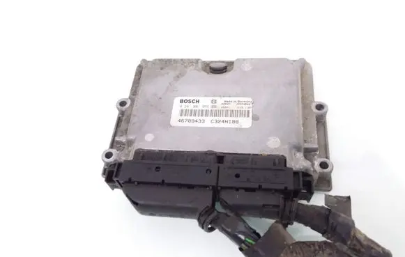 Fiat Punto (188) Engine control unit/module 46789433 0281001955 C324N188