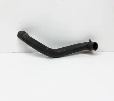 Mercedes-Benz CLA C117 X117 W117 Engine coolant pipe/hose A2465010182