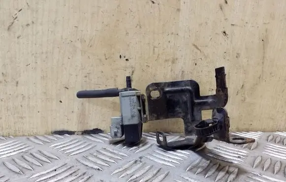 KIA Sportage Turbo solenoid valve 351202A400
