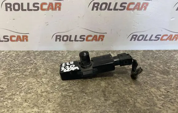 Mercedes-Benz E W211 Sun solar sensor 2208300272