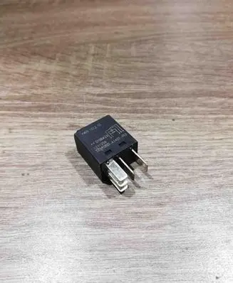 Rover 75 Other relay YWB101210 010842A