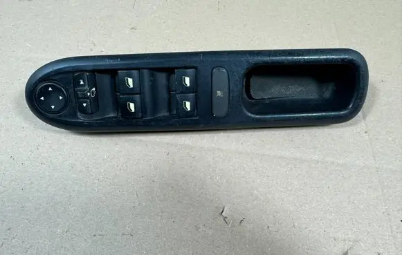 Peugeot 407 Electric window control switch 96468704XT 532697350 94250205