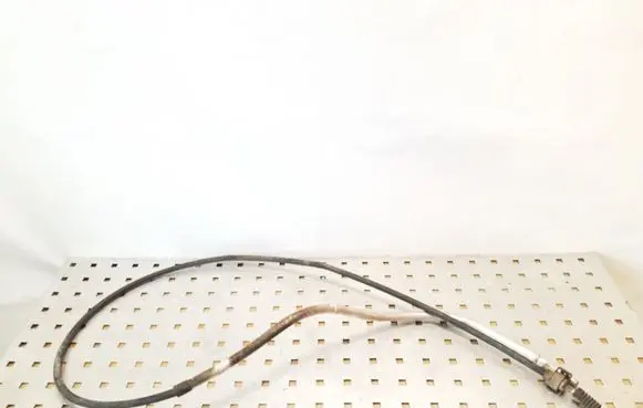 Volkswagen New Beetle Handbrake/parking brake wiring cable 