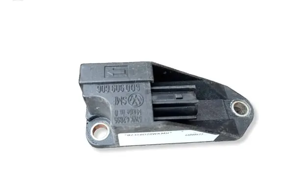 Volkswagen Golf IV Airbag deployment crash/impact sensor 6Q0909606
