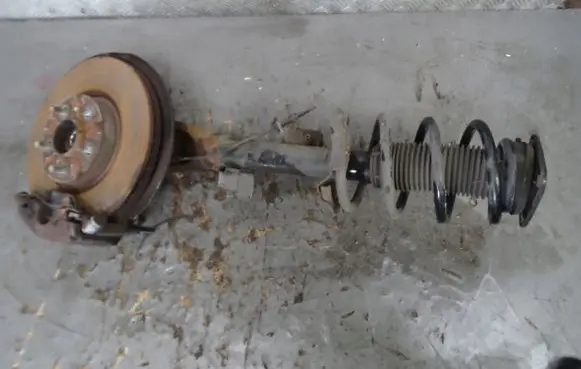 Ford Kuga I Front shock absorber with coil spring