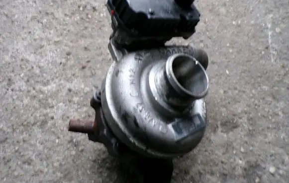 SsangYong Korando Turbo 8551620005