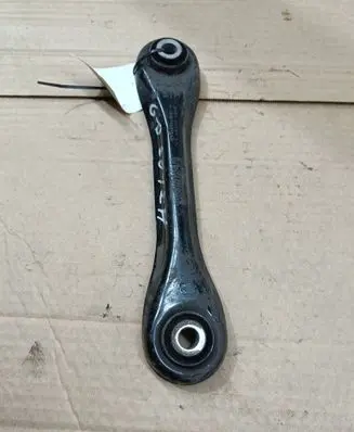 Ford Focus Rear control arm BV615K743AA