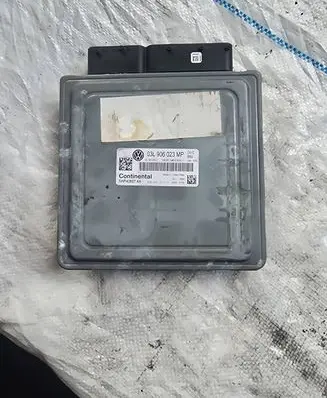 Volkswagen Golf VI Engine control unit/module 03L906023MP 5WP42697AA 03L907425C
