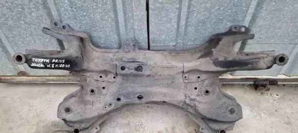 Toyota Prius (XW30) Front subframe