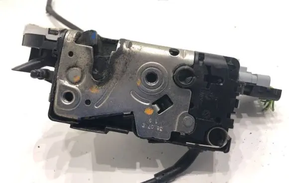 Peugeot 207 Front door lock 24087816