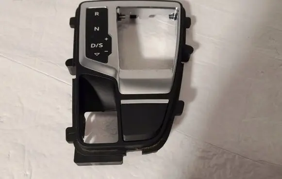 Audi Q5 SQ5 Gear shifter surround trim plastic 80B713111C