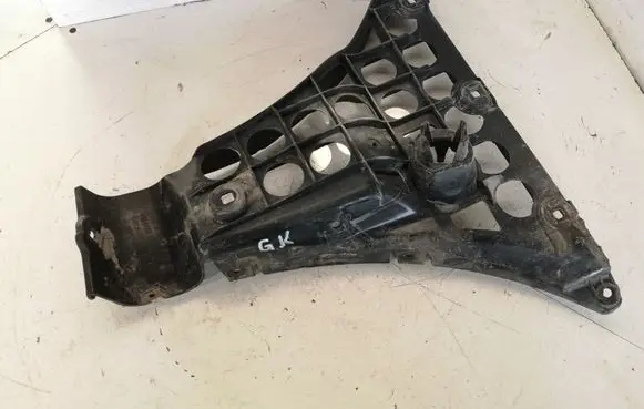 BMW 5 E60 E61 Bumper support mounting bracket corner 