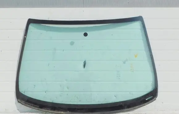 Seat Leon (1M) Front windscreen/windshield window 195107