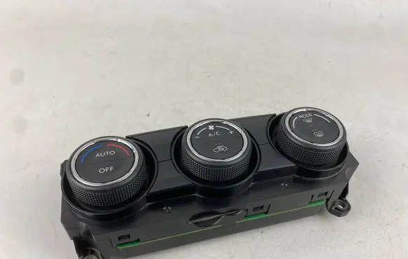 Subaru Forester SJ Climate control unit 72311SG160