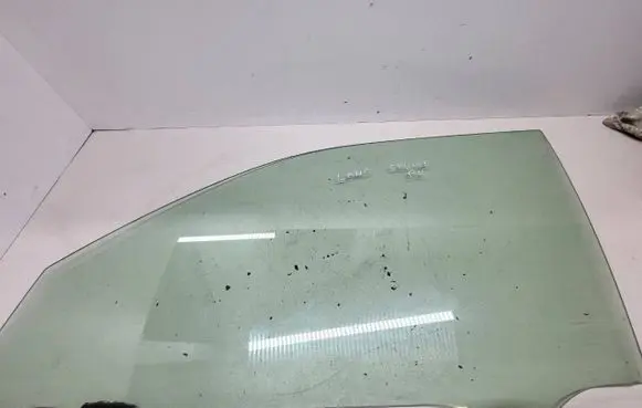 Toyota Land Cruiser (J150) Front door window glass four-door