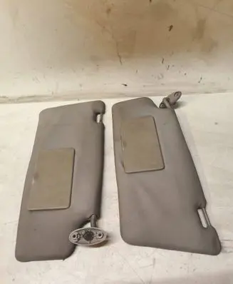 Ford Focus Sun visor 8D49