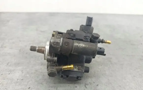 Citroen C1 Fuel injection high pressure pump 