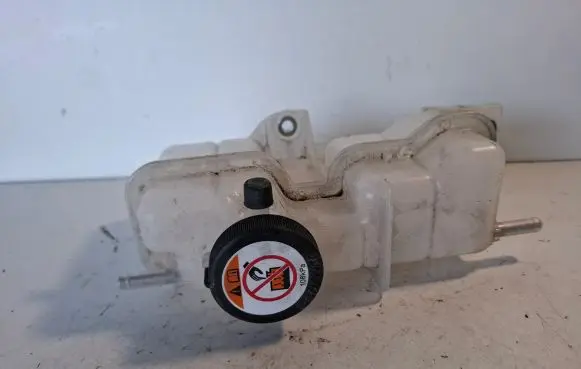 Lexus RX 450H Coolant expansion tank/reservoir 
