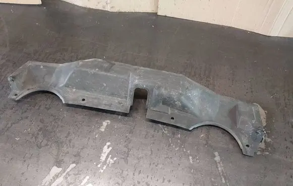 BMW 5 E39 Other engine bay part 8158237 51718158237