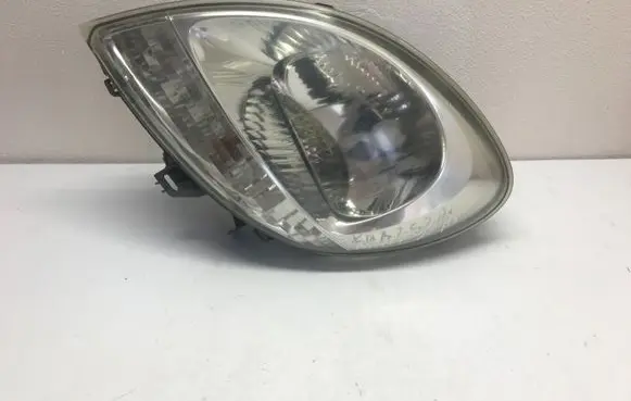 Nissan Kubistar Headlight/headlamp 8200236590 890008685
