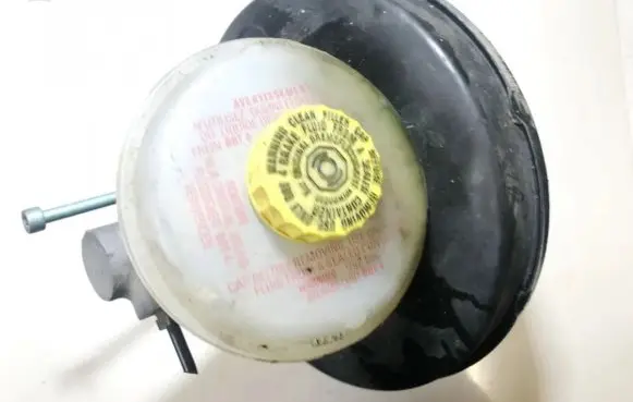 Master brake cylinder